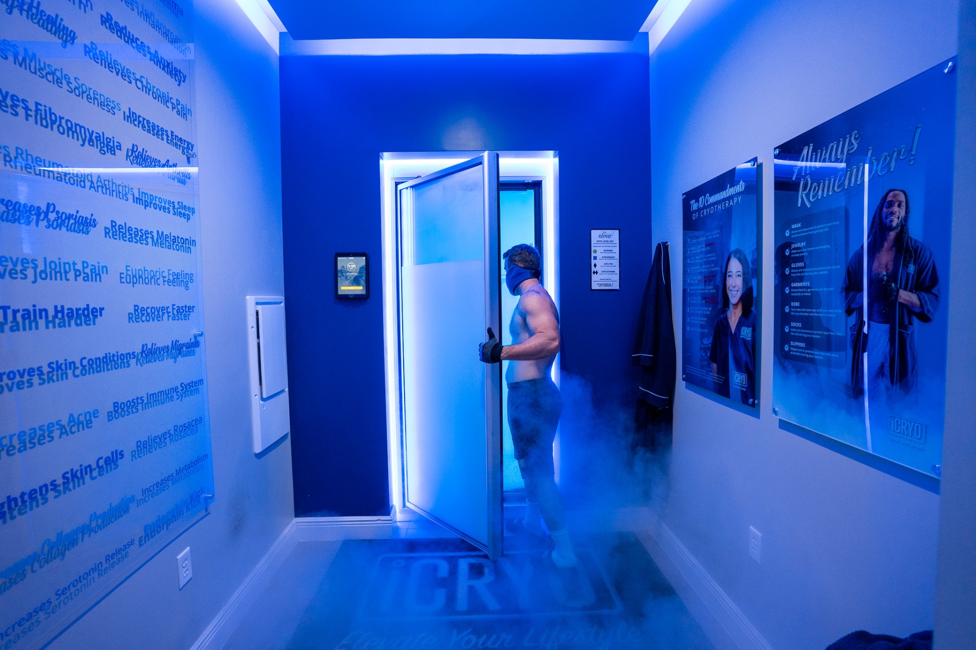 iCRYO Fairfield cryotherapy chamber room