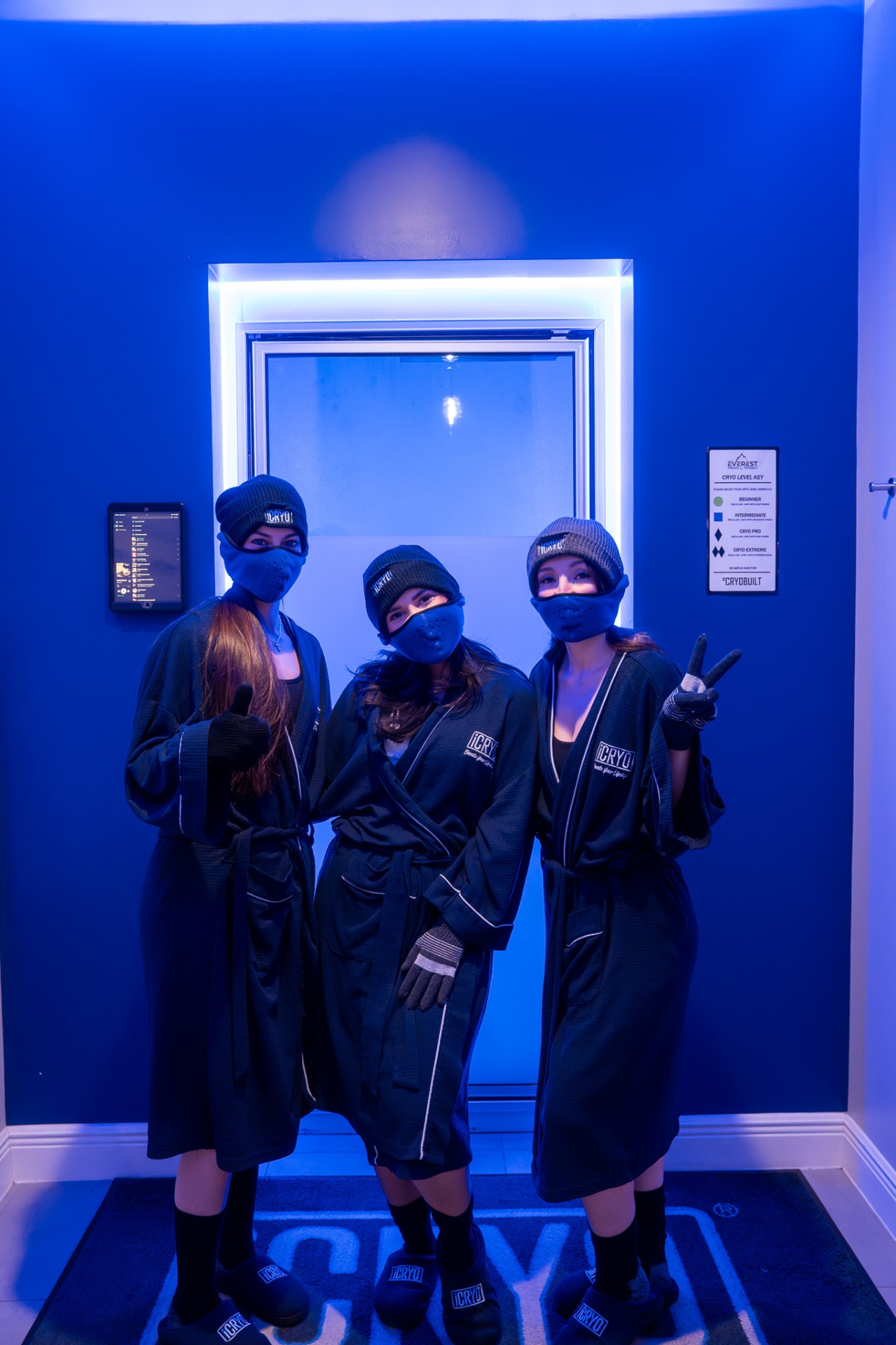 iCRYO Fairfield guests in cryo robes ready for their session
