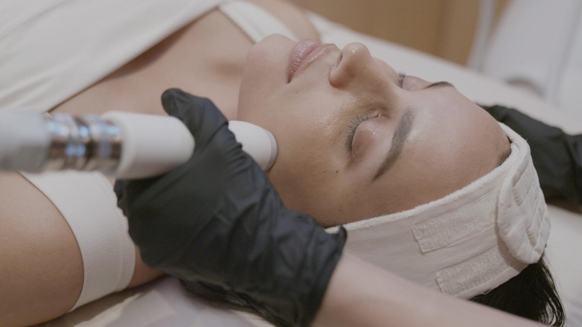 Guest receiving a T-Shape facial at iCRYO Fairfield